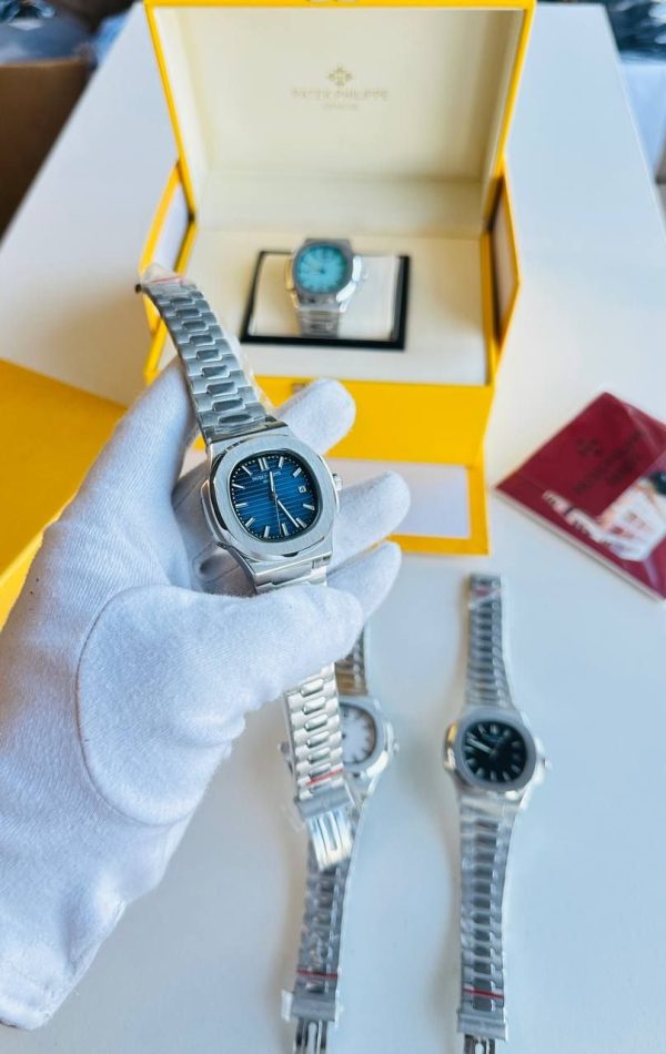 Patek Philippe Nautilus Men's Watch Analog Display and Metal Strap Navy Blue Dial